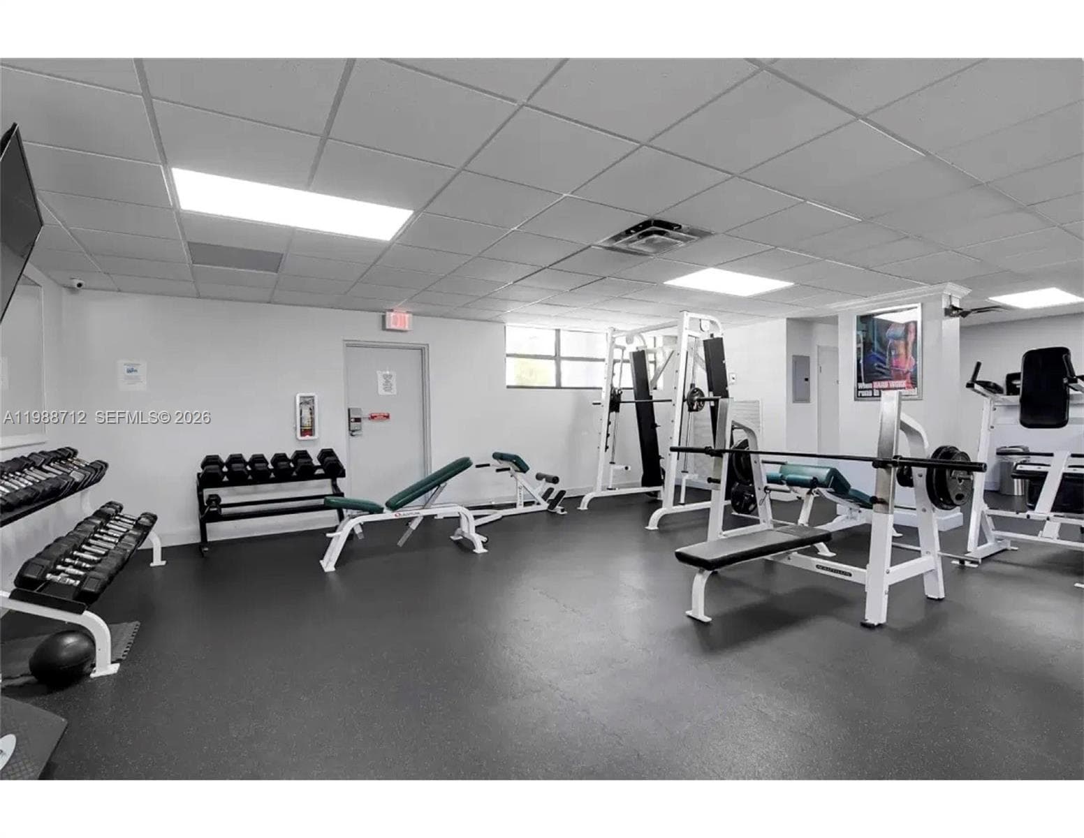 600 Parkview Dr 316 photo 14