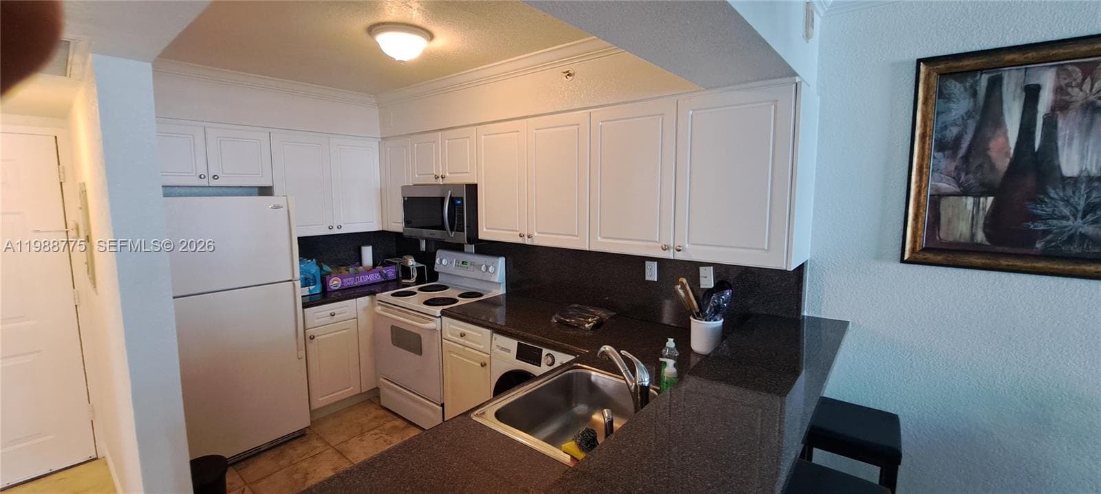 2501 Ocean Dr PH6 photo 17