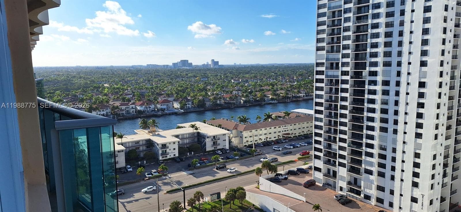 2501 Ocean Dr PH6 photo 12