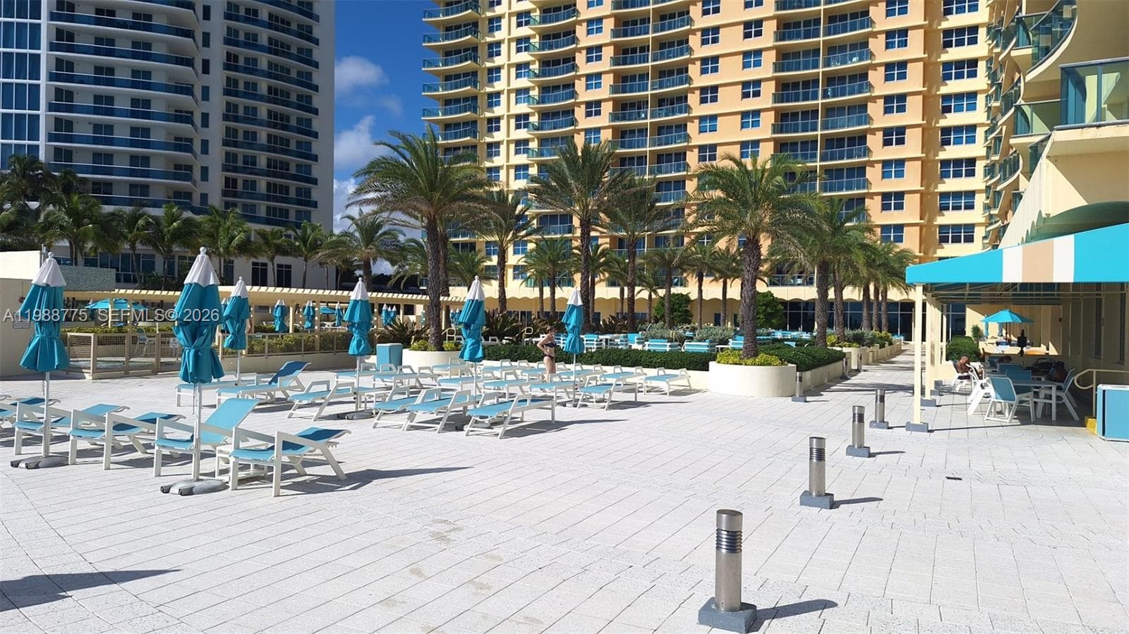 2501 Ocean Dr PH6 photo 7