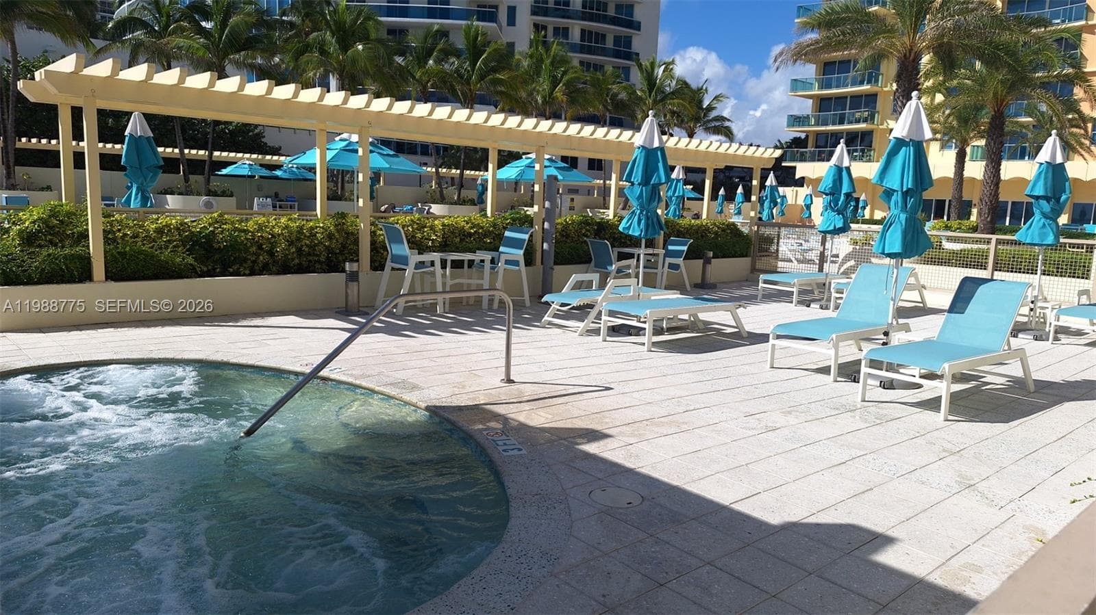2501 Ocean Dr PH6 photo 8