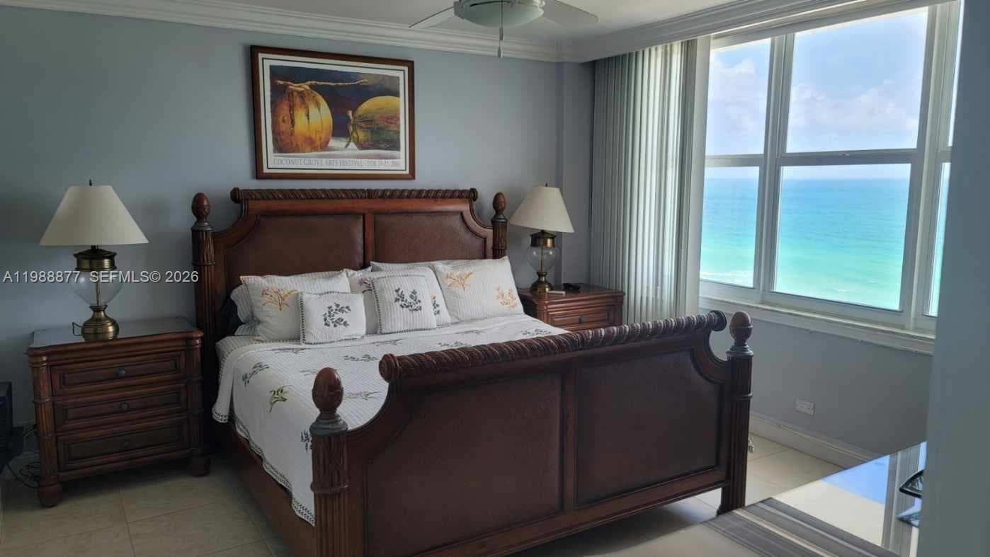 5601 Collins Ave 1110 photo 5