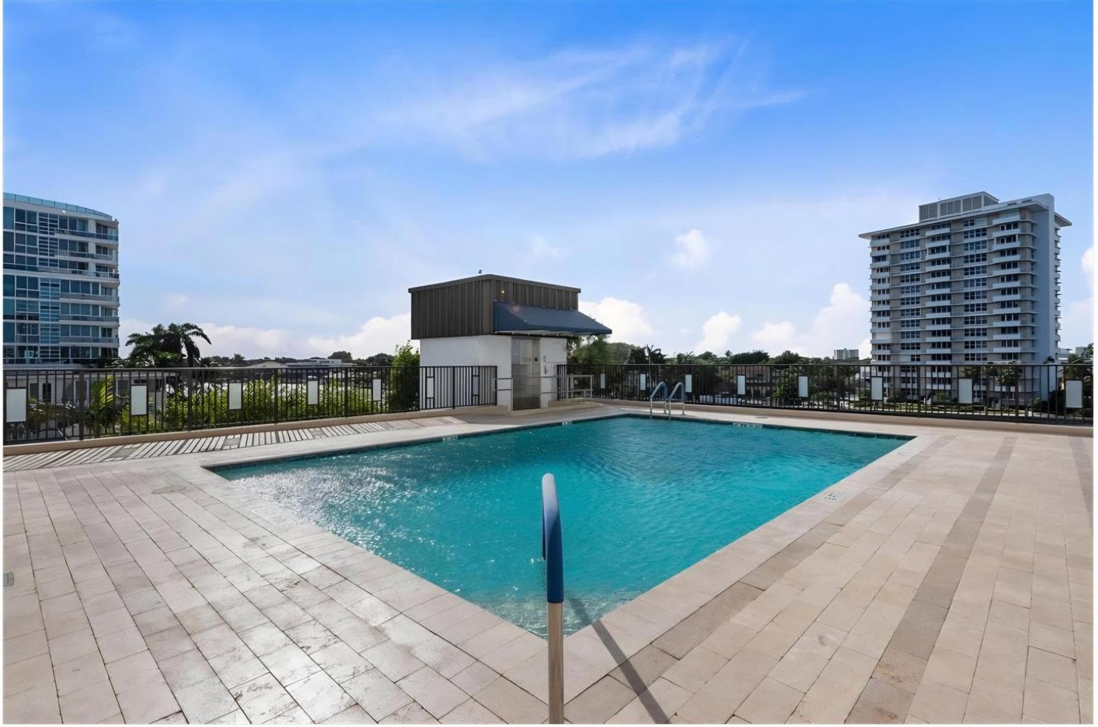 777 NE Bayshore Drive 705 photo 22