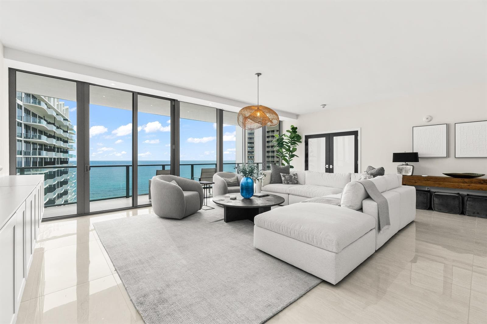 3100 N Ocean Drive 1604 photo 6