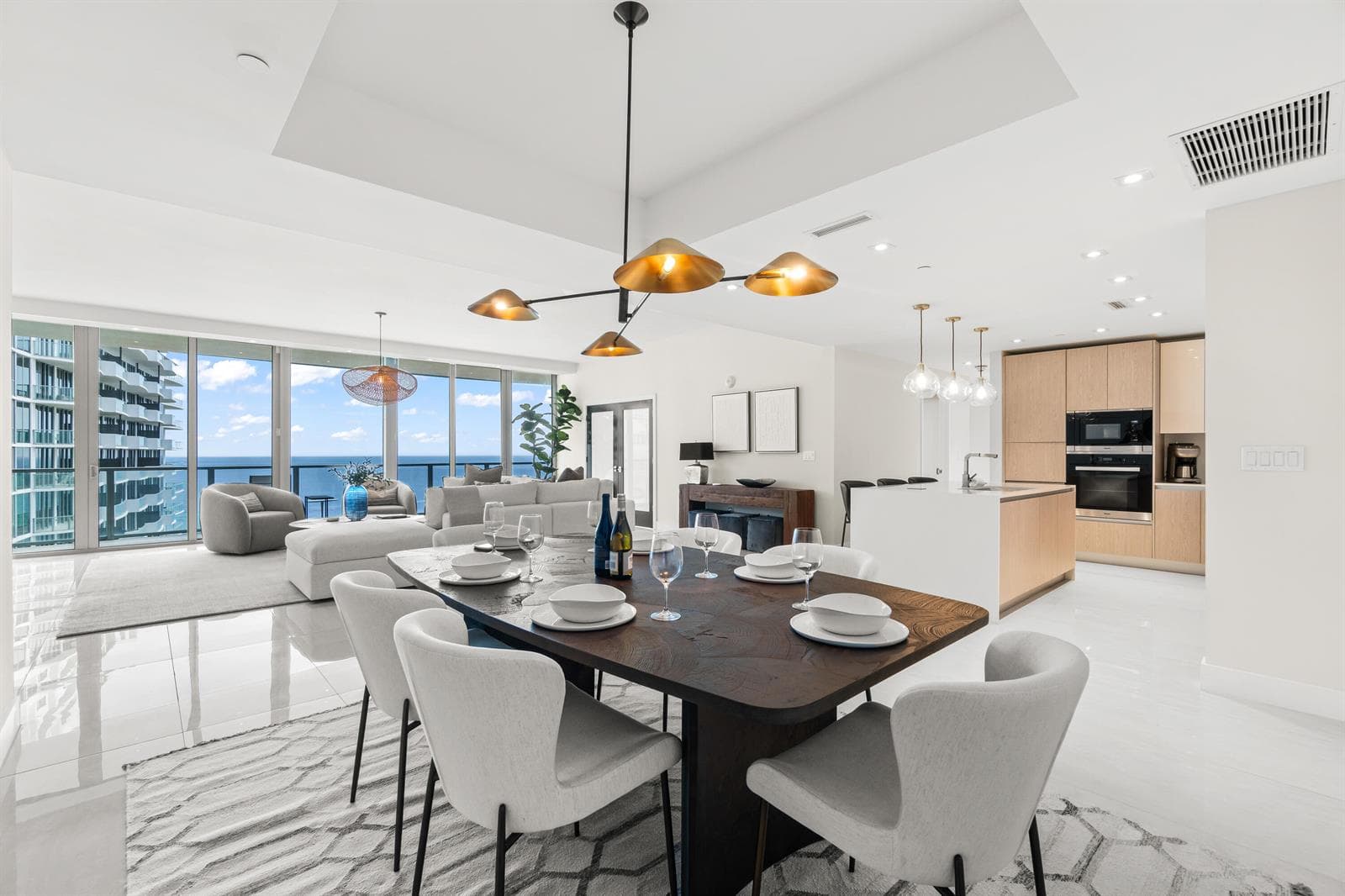 3100 N Ocean Drive 1604 photo 1