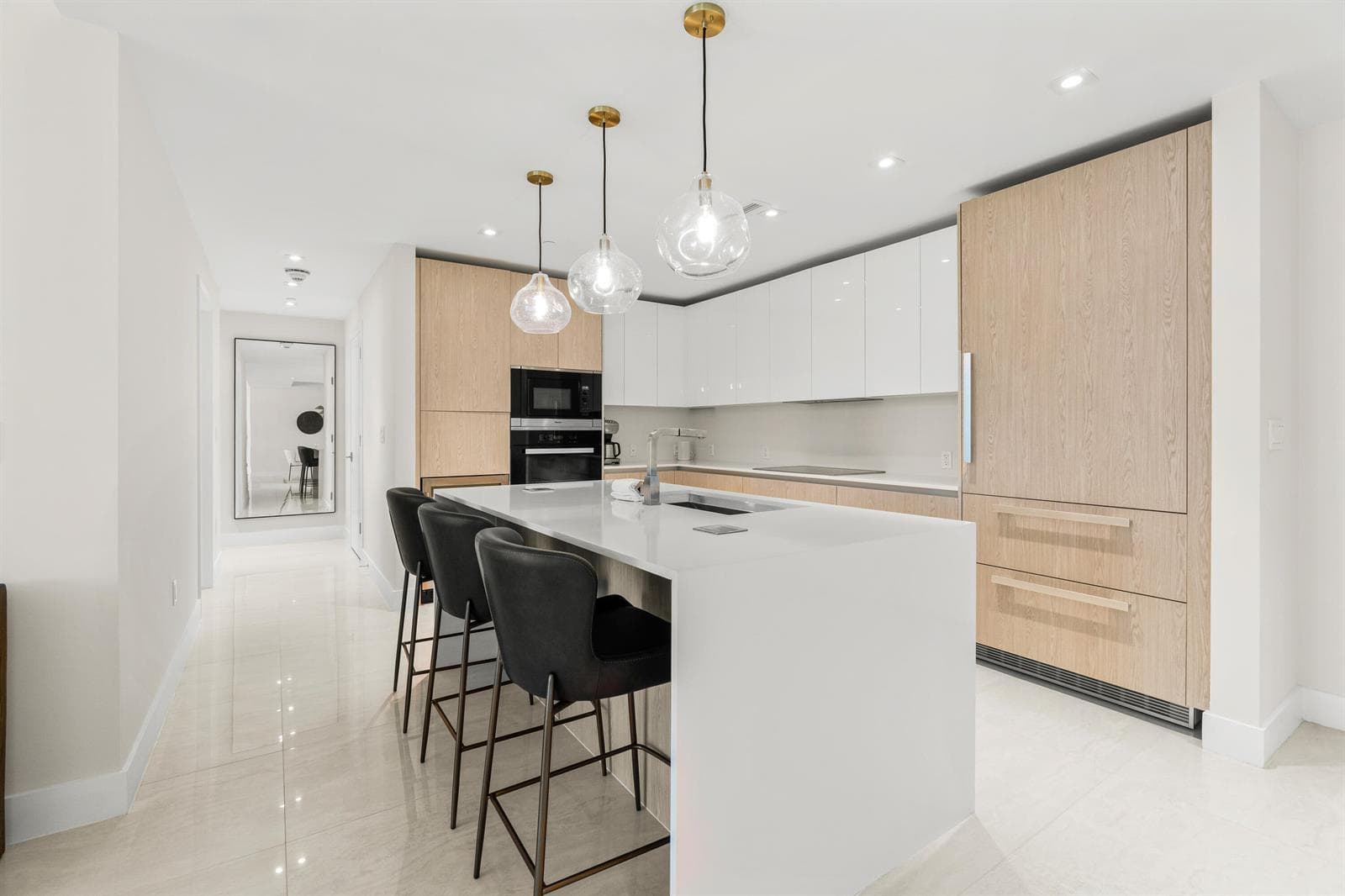 3100 N Ocean Drive 1604 photo 4