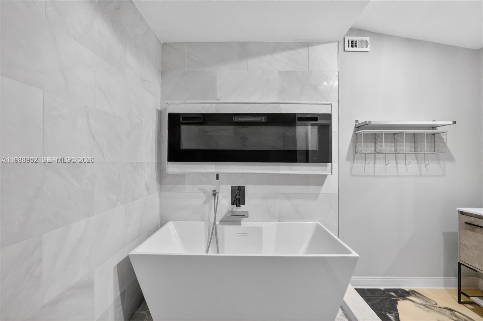 2436 Cat Cay Ln photo 23