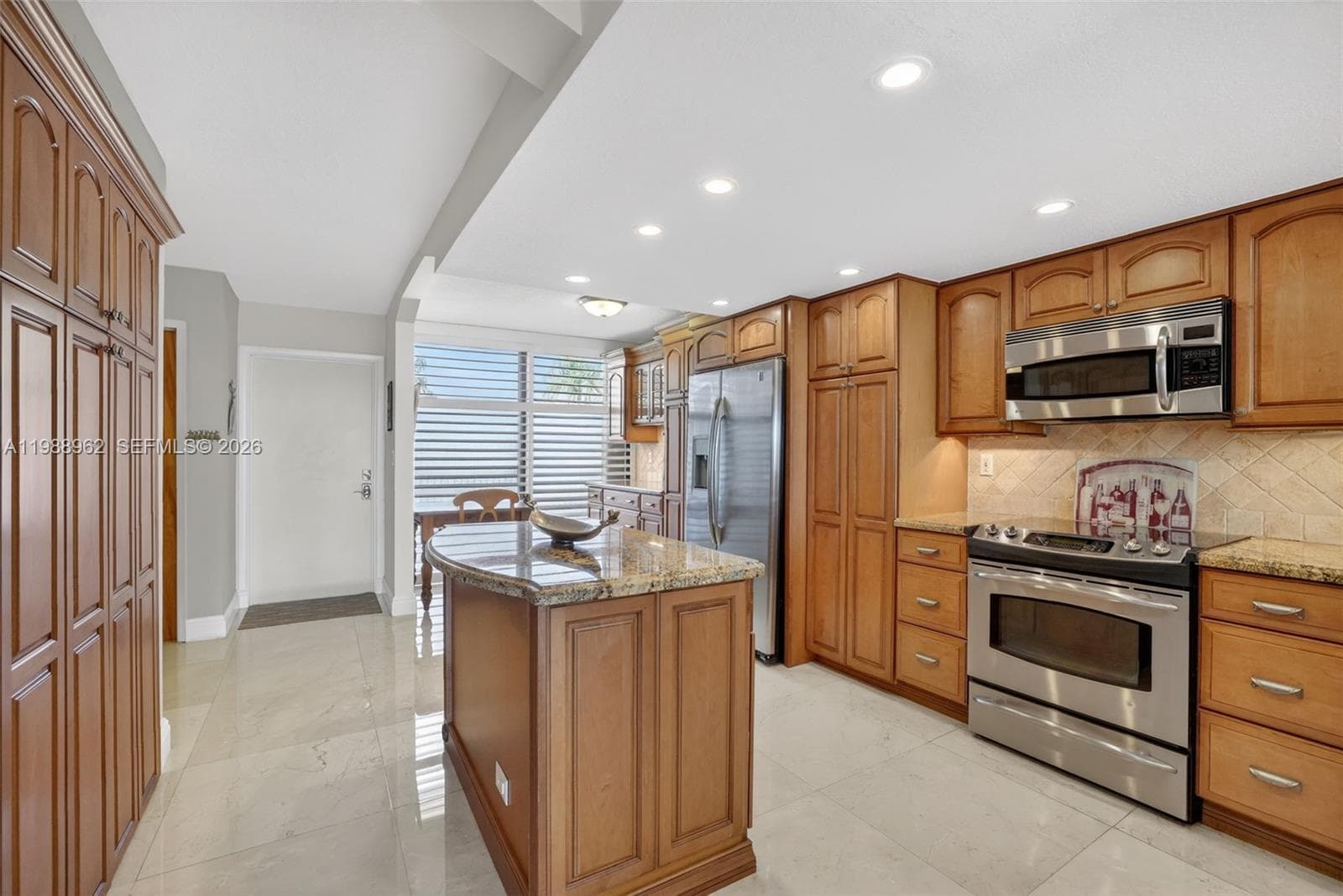 1100 5th Ct 24 photo 5