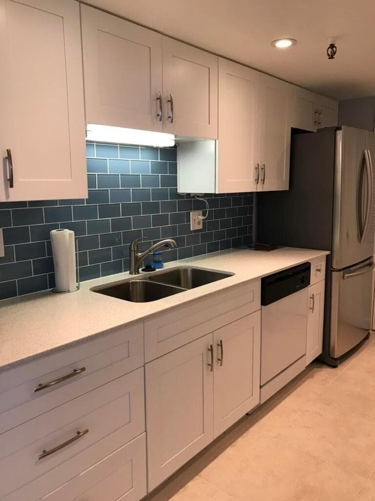 899 Jeffery Street 503 photo 6