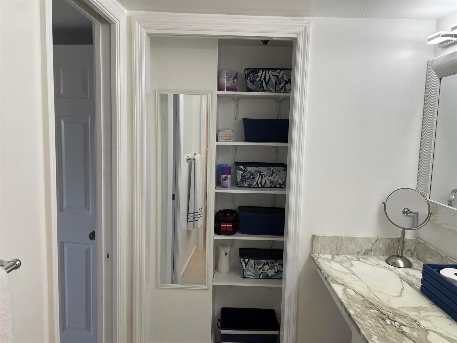 899 Jeffery Street 503 photo 13