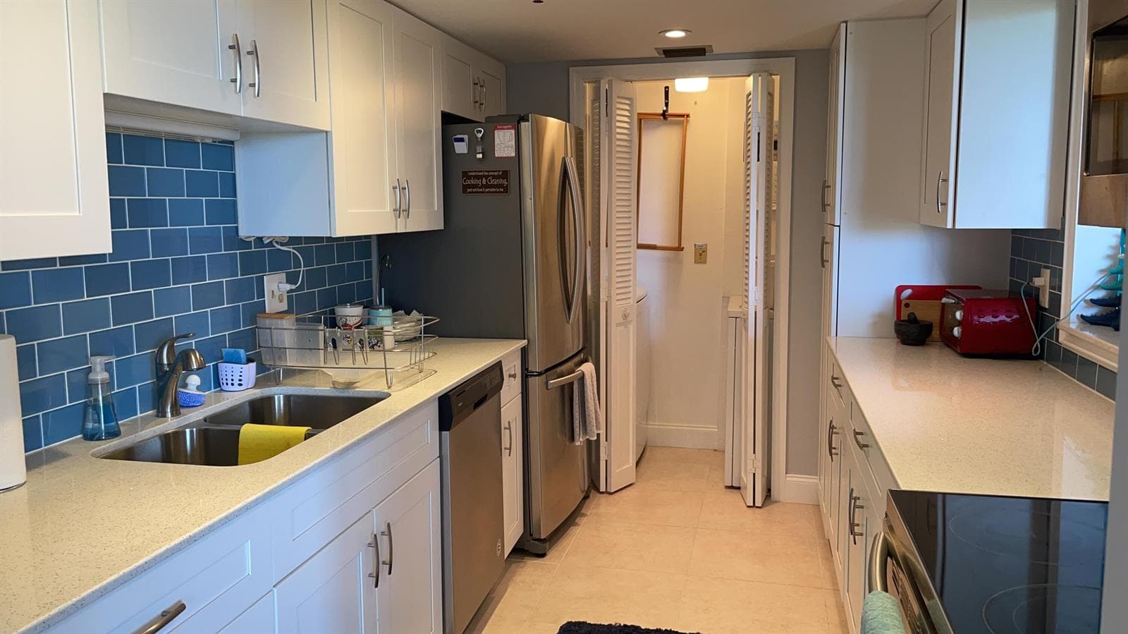 899 Jeffery Street 503 photo 5