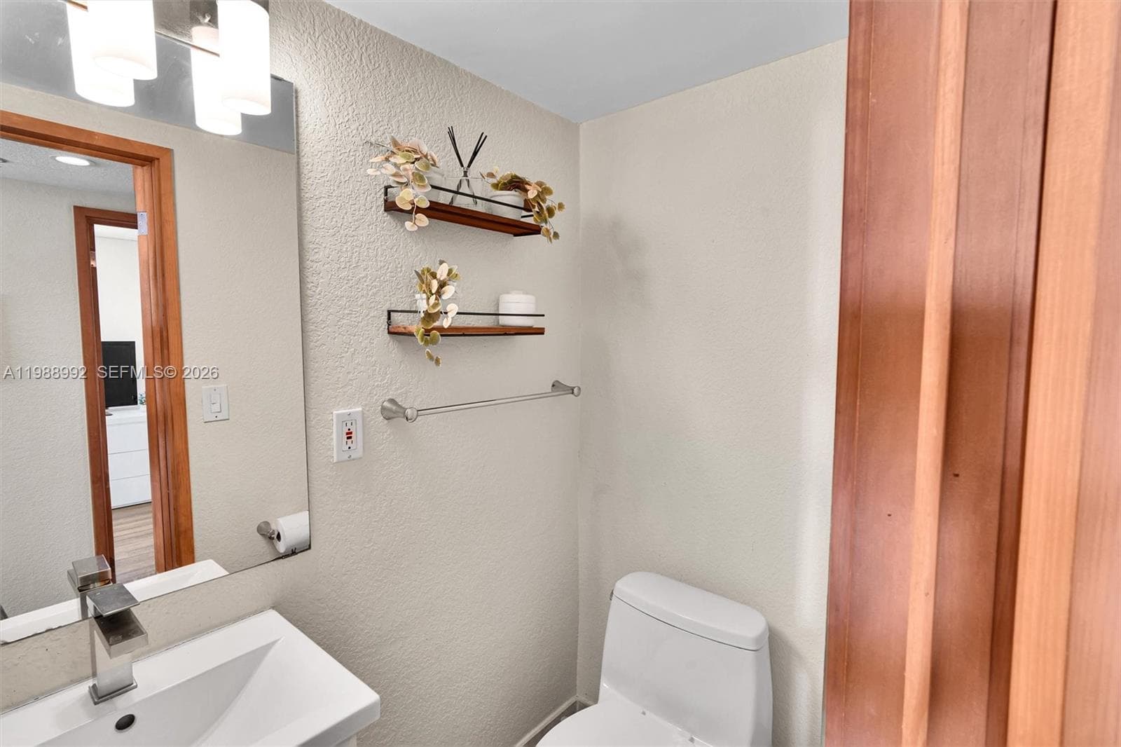 2829 Indian Creek Dr 1102 photo 19