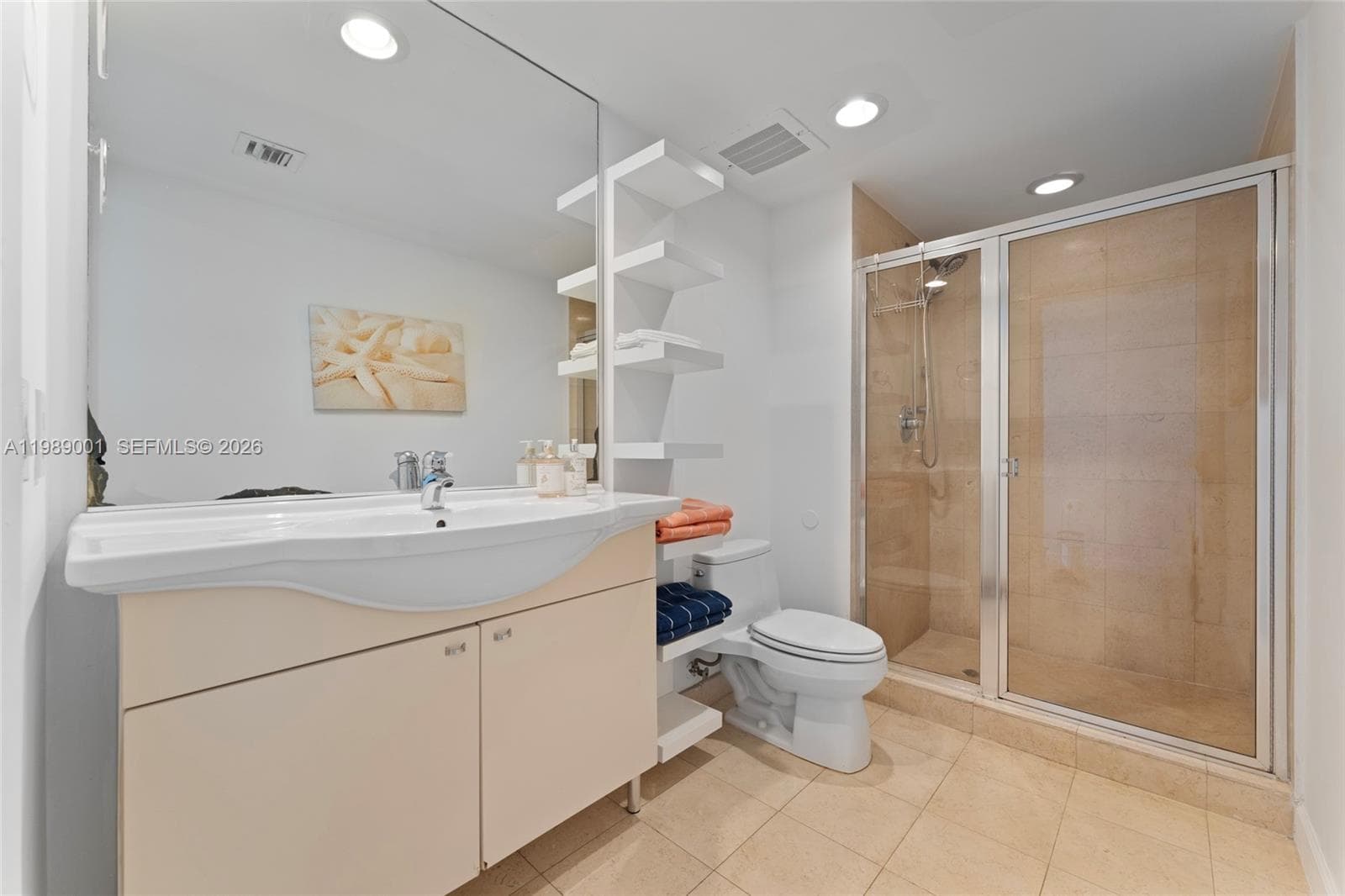 1830 Ocean Dr 1612 photo 17