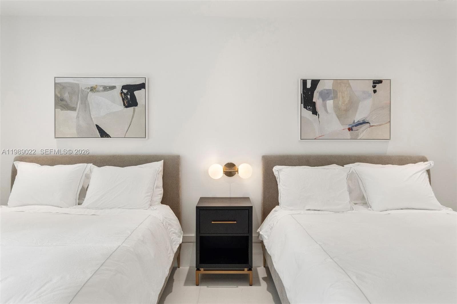 9999 Collins Ave 11J photo 19