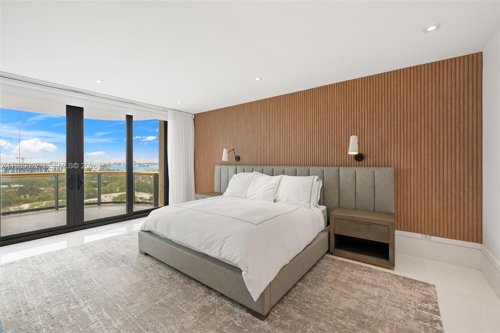 9999 Collins Ave 11J photo 8