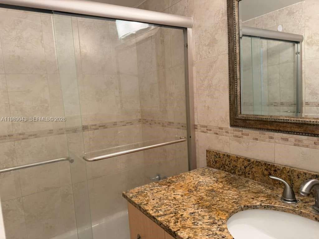 2750 NE 183rd St 1201 photo 9