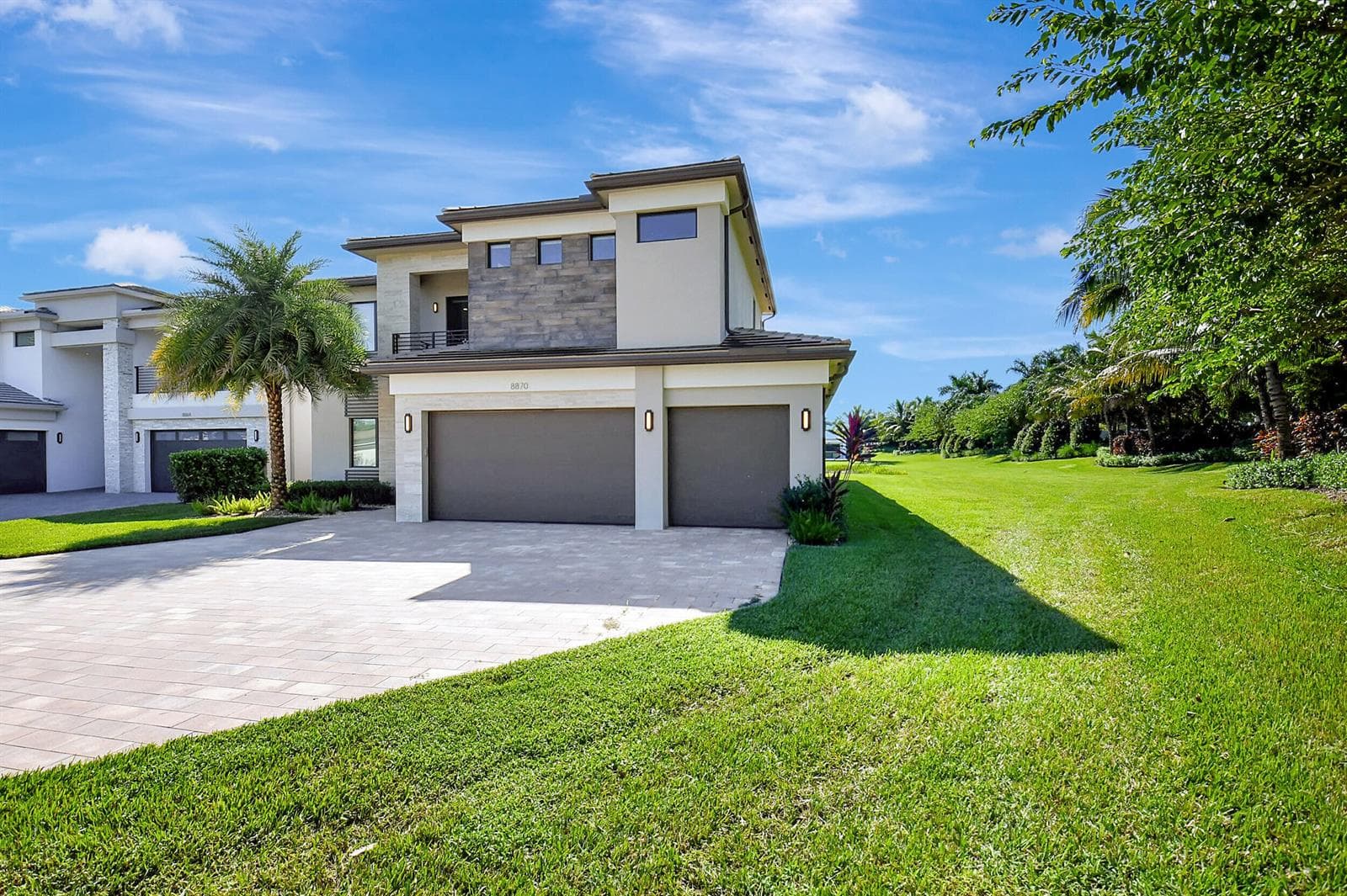 8870 Skyward Street photo 3