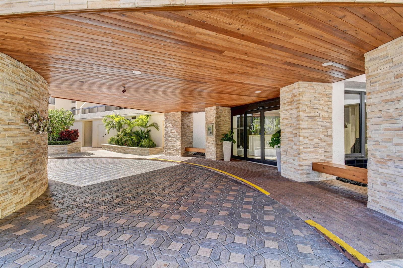 4740 S Ocean Boulevard 702 photo 3