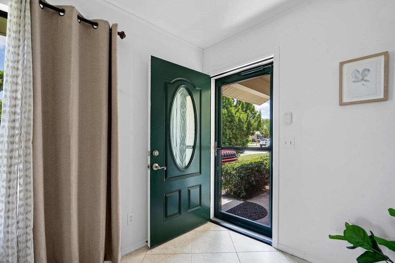 1369 Riverside Circle photo 13