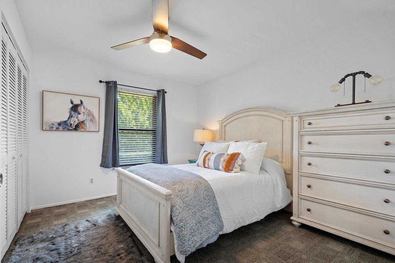 1369 Riverside Circle photo 20