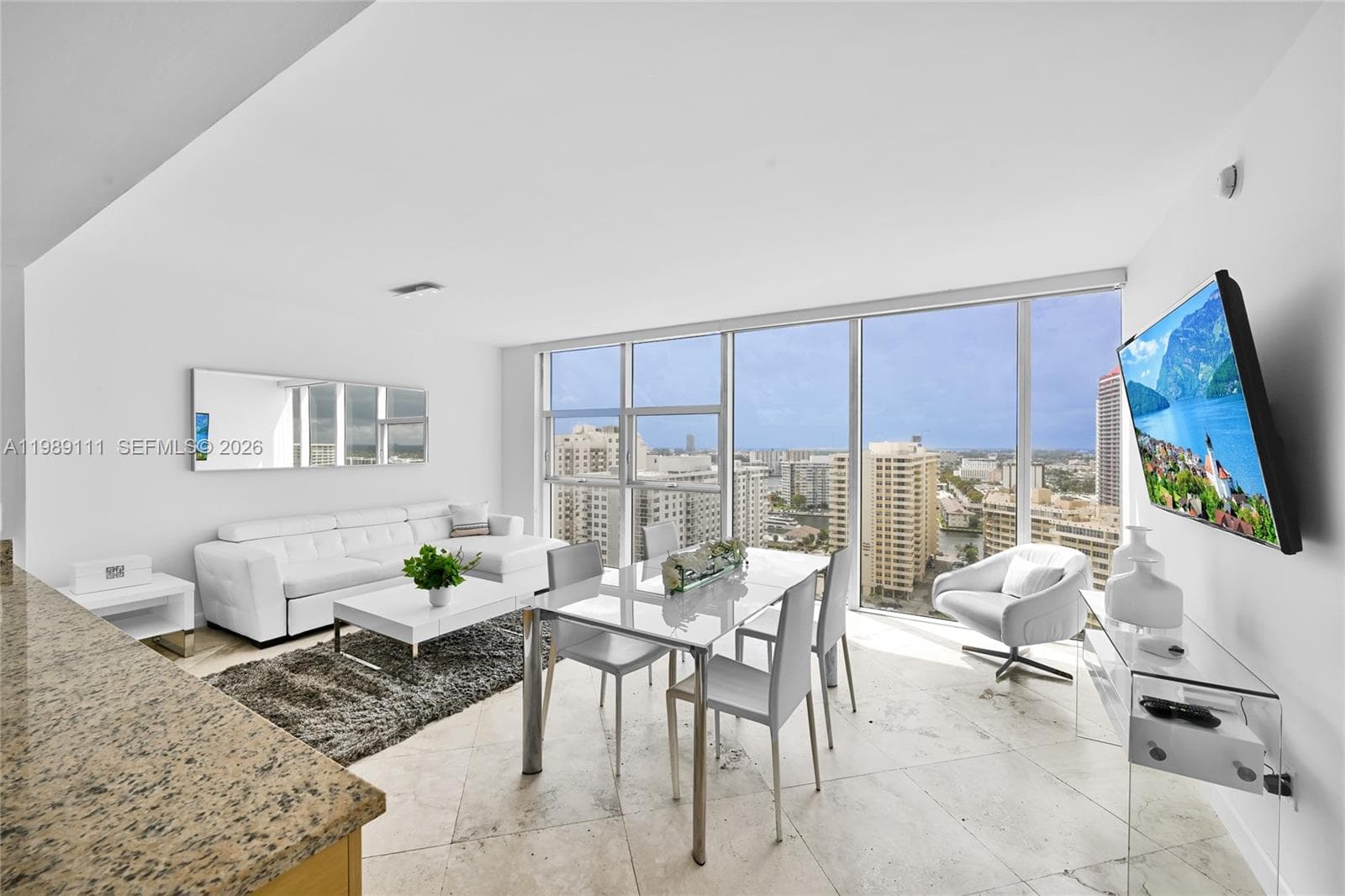 1830 Ocean Dr 1907 photo 6