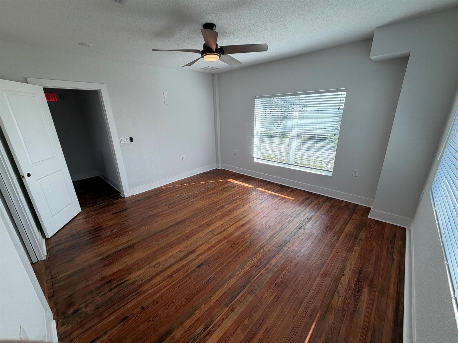 515 S Indian River Drive photo 7
