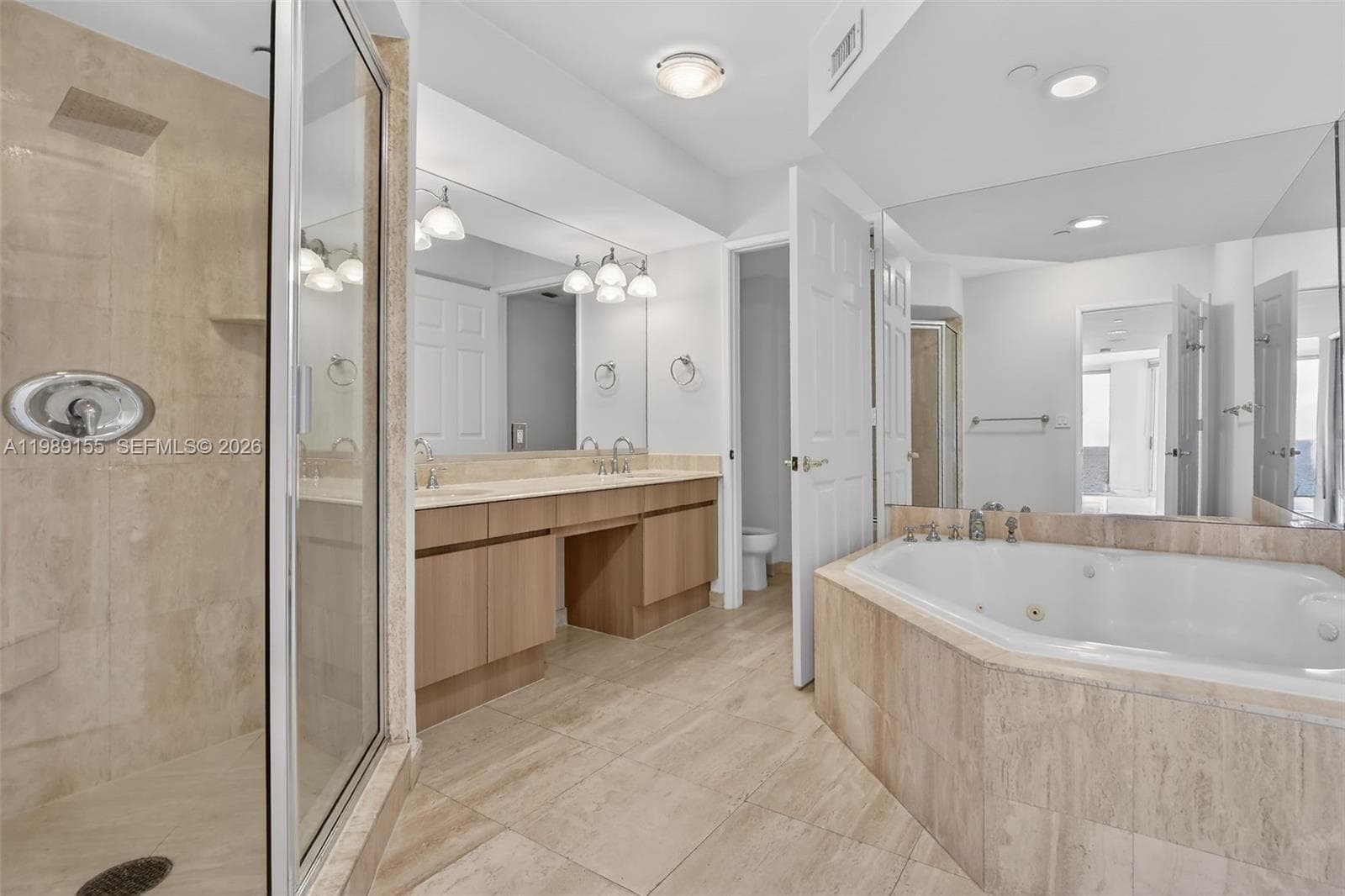 18671 Collins Ave 1702 photo 13