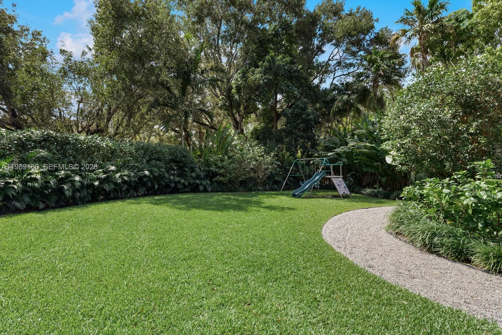 6120 Riviera Dr photo 21