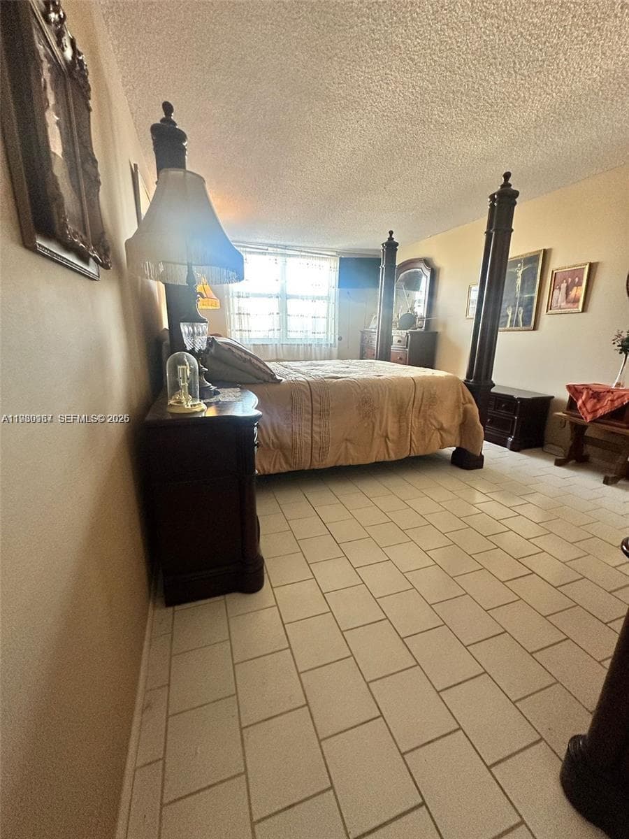 427 Golden Isles Dr 7E photo 6