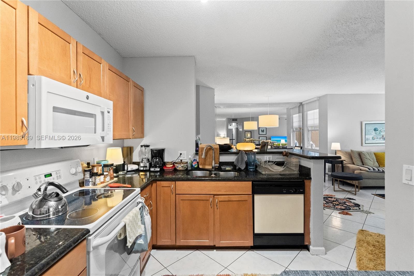 19655 E Country Club Dr 6108 photo 15