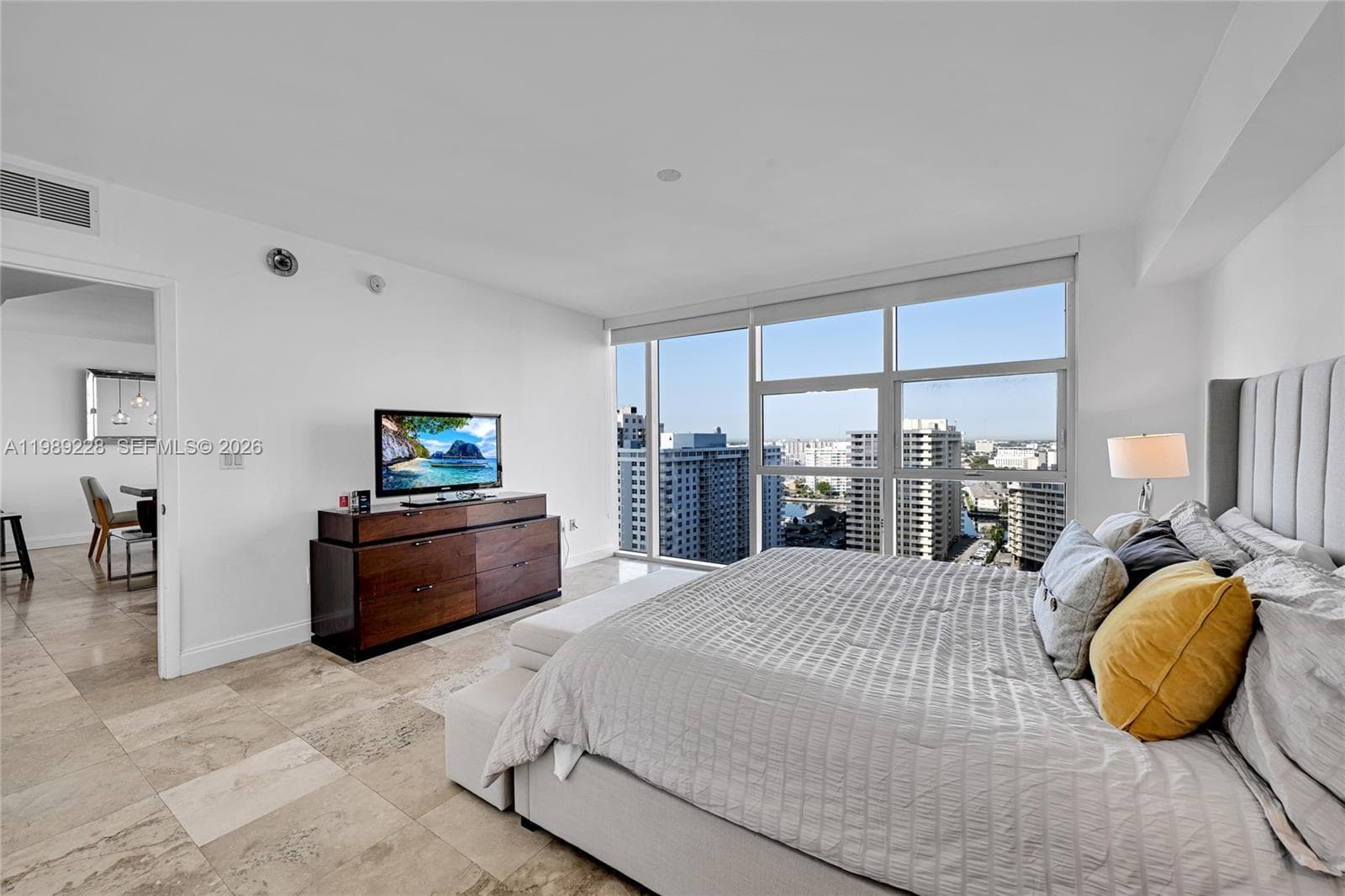 1830 S Ocean Dr 1707 photo 16