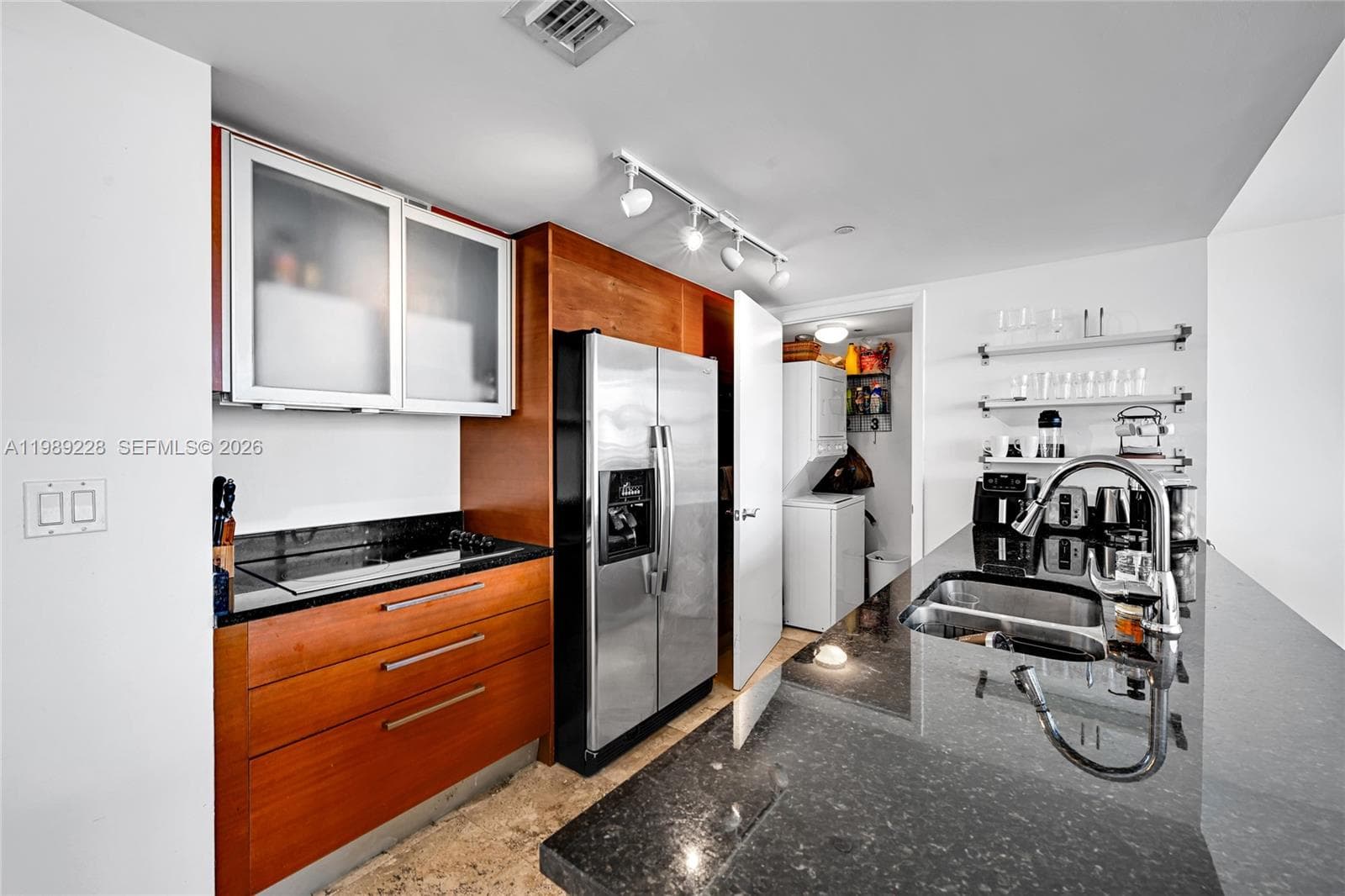 1830 S Ocean Dr 1707 photo 14