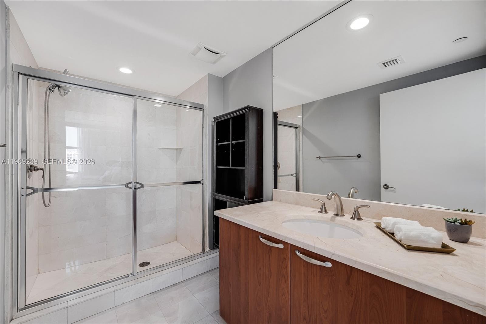 3301 183rd St 1601 photo 23