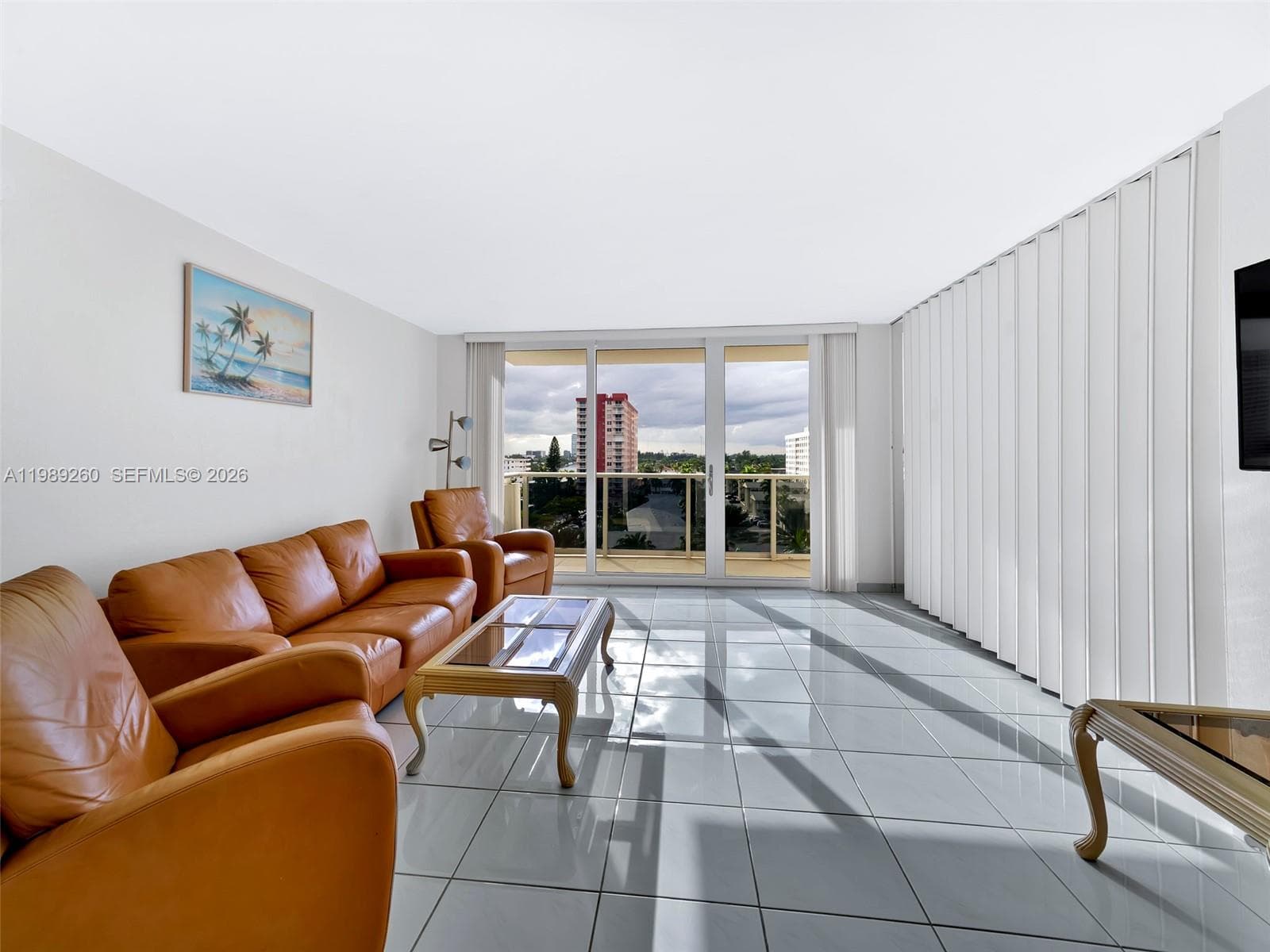 3140 S Ocean Dr 612 photo 4