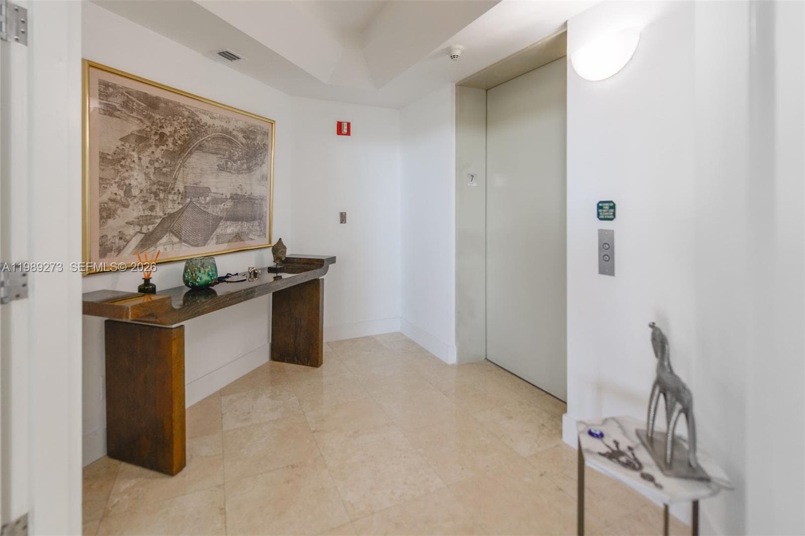 21050 Point Pl 702 photo 8