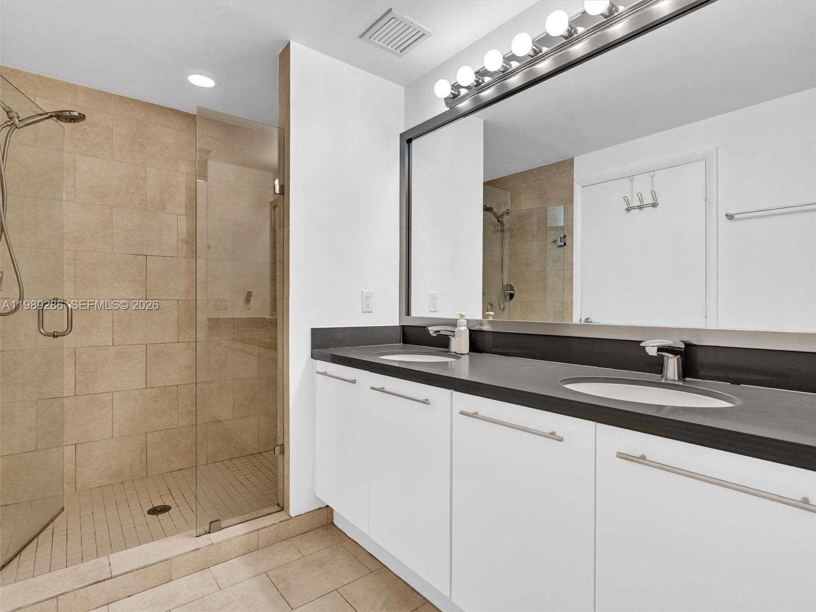 90 SW 3rd St 2013 photo 20