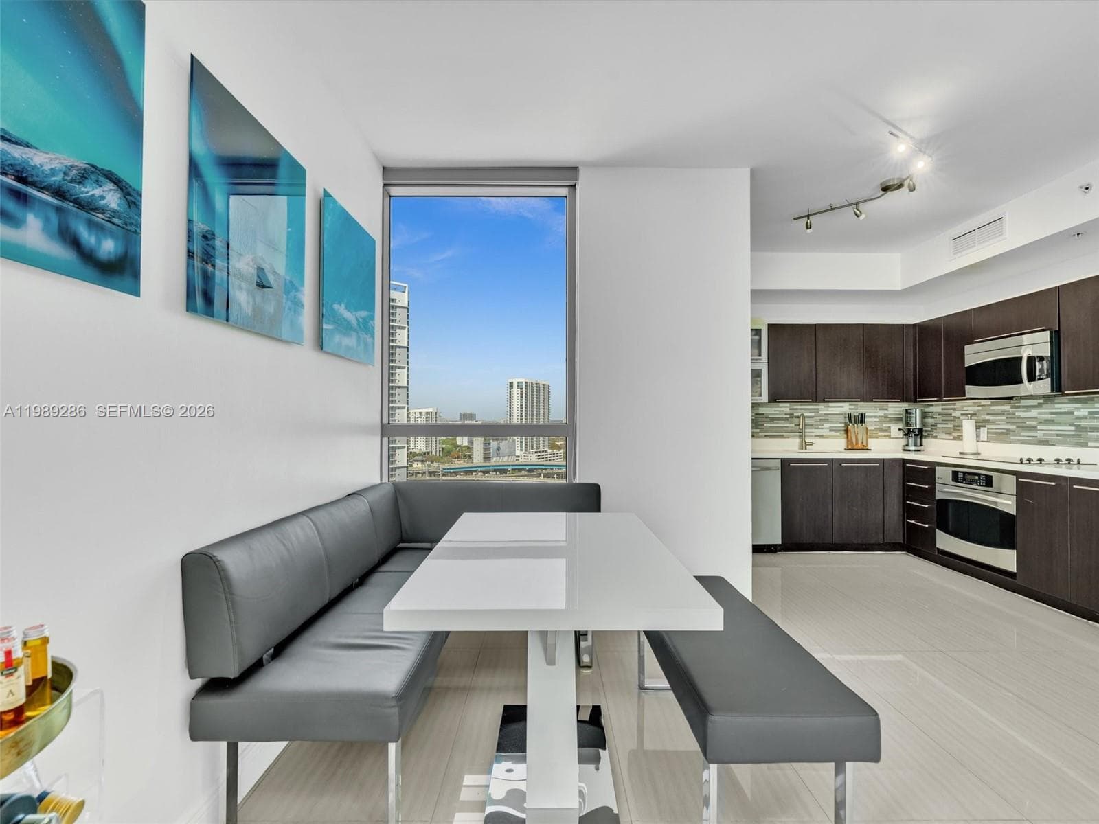 90 SW 3rd St 2013 photo 14