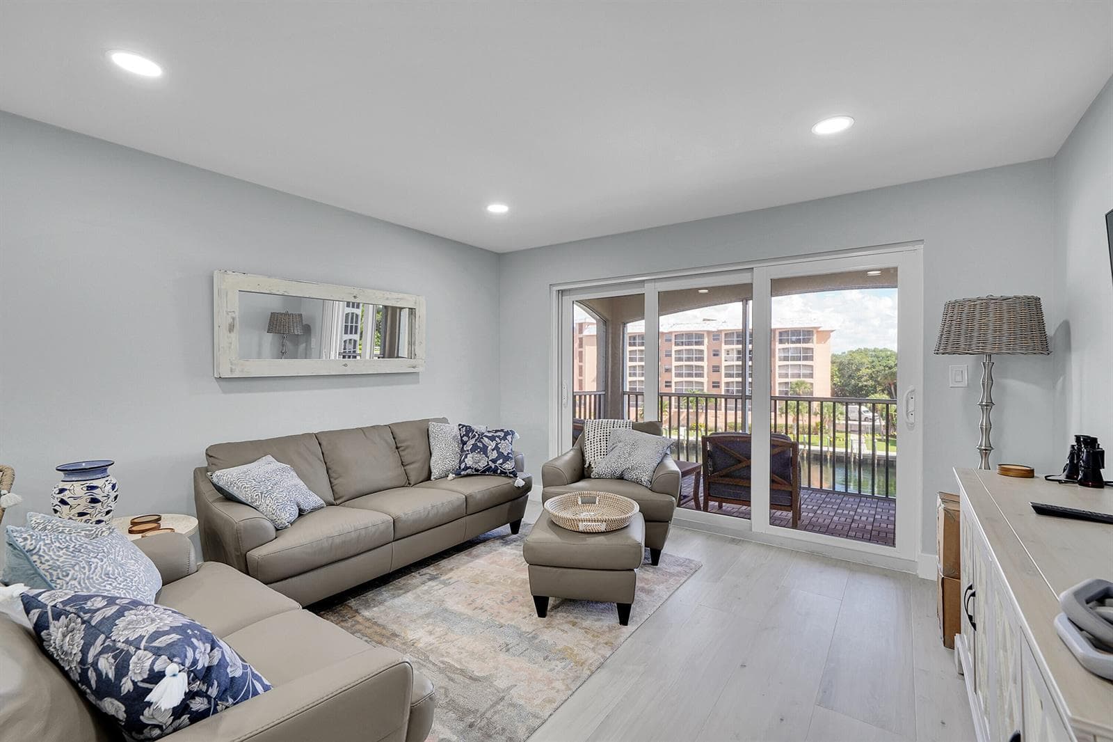 2871 N Ocean Boulevard M338 photo 14