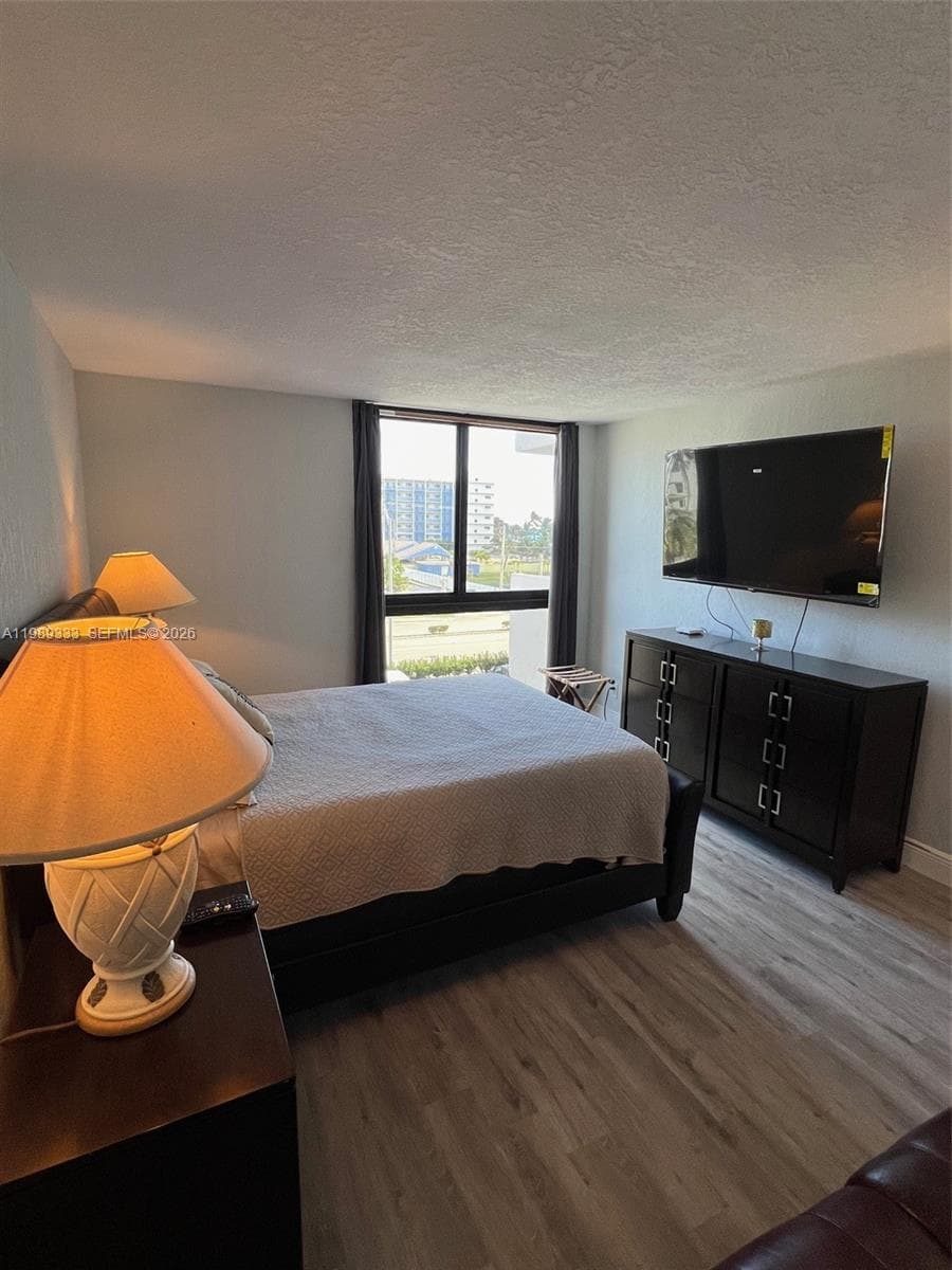 1500 Ocean Dr 4K photo 11