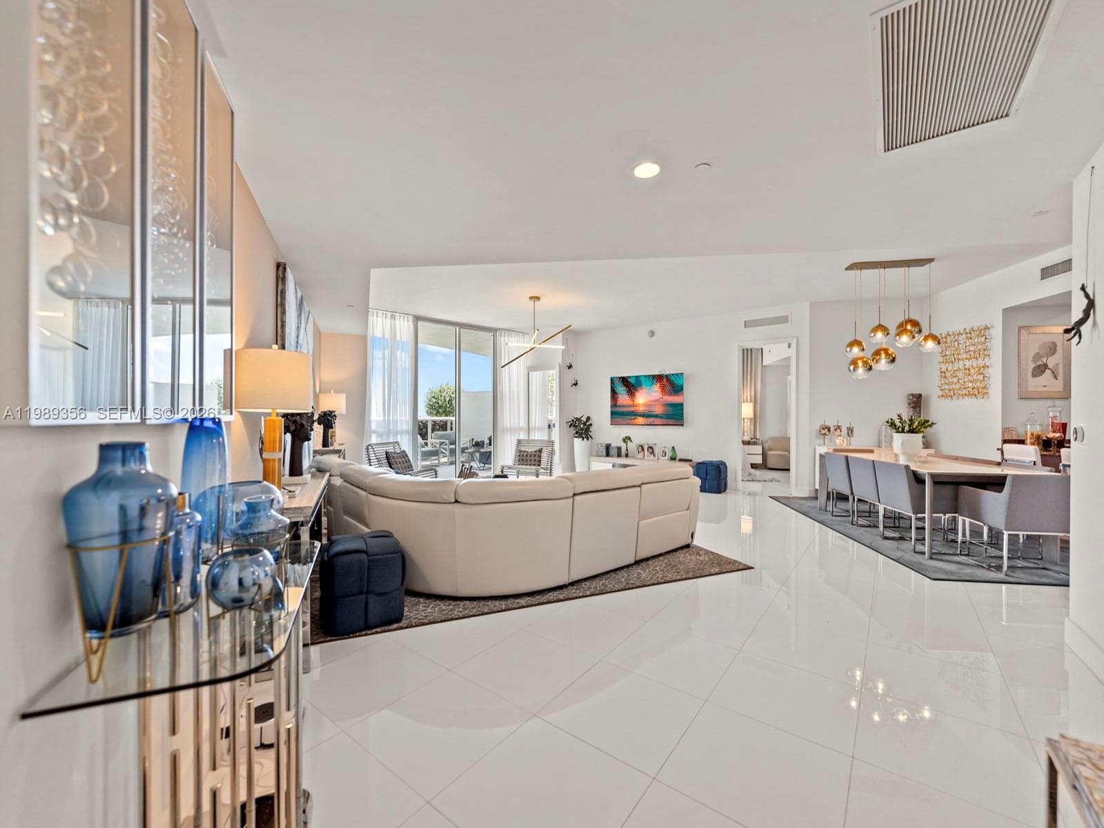 15901 Collins Ave 403 photo 14