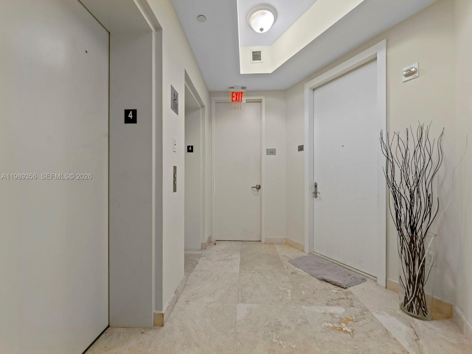 15901 Collins Ave 403 photo 25