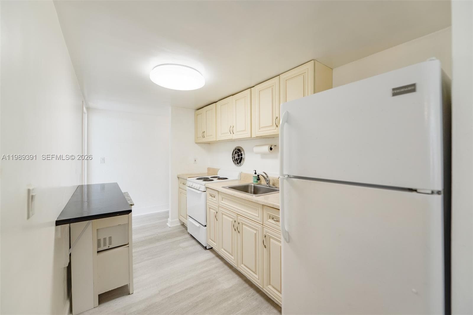 1936 S Ocean Dr 2D photo 11