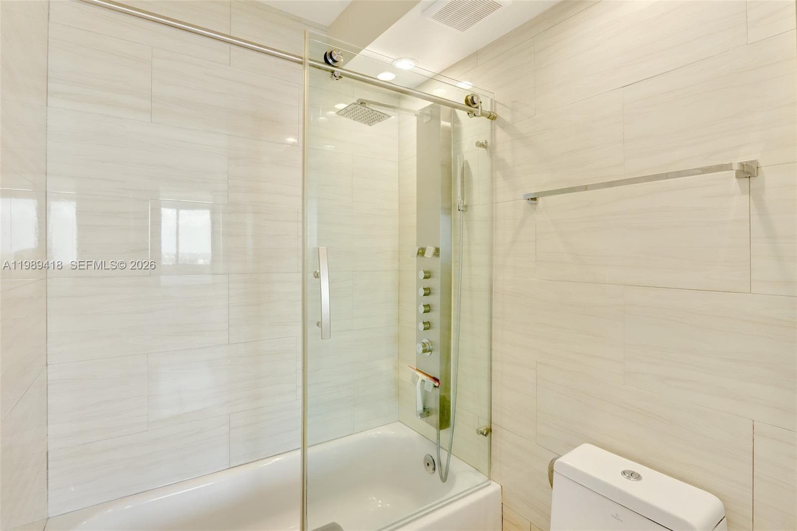 7135 Collins Ave 1105 photo 14