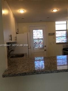 3000 Marcos Dr P304 photo 17