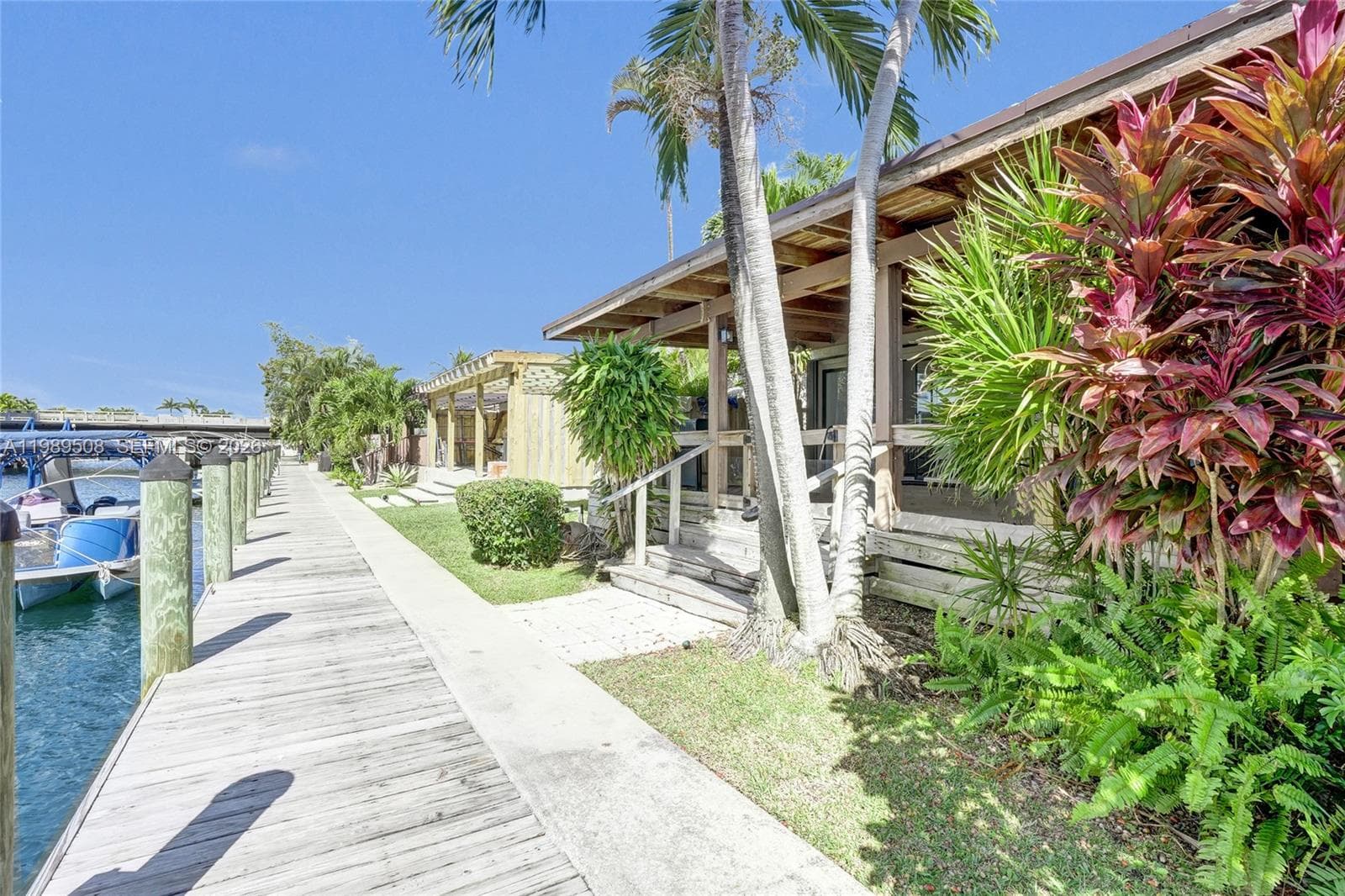 2619 Parkview Dr photo 17