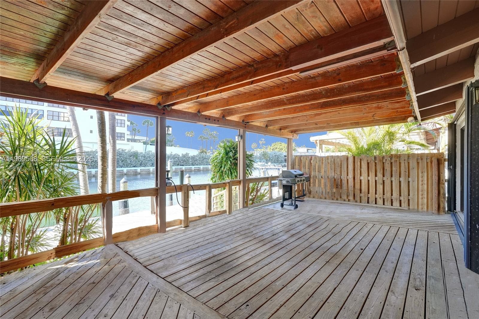 2619 Parkview Dr photo 15