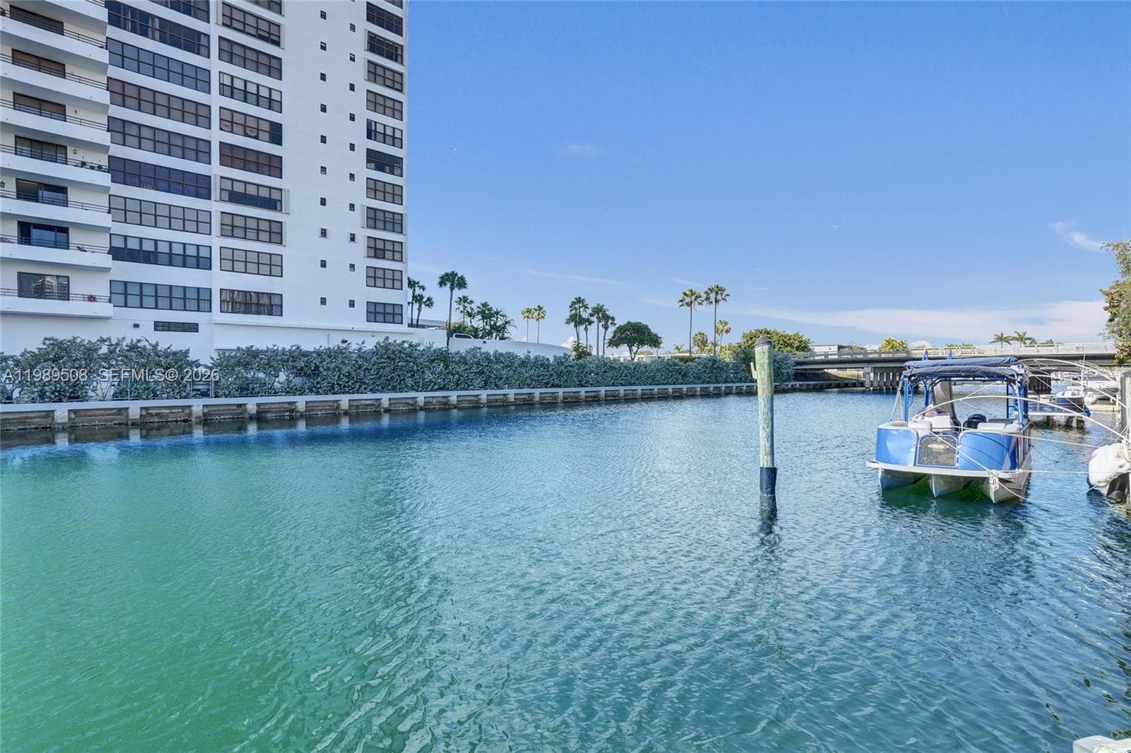 2619 Parkview Dr photo 19