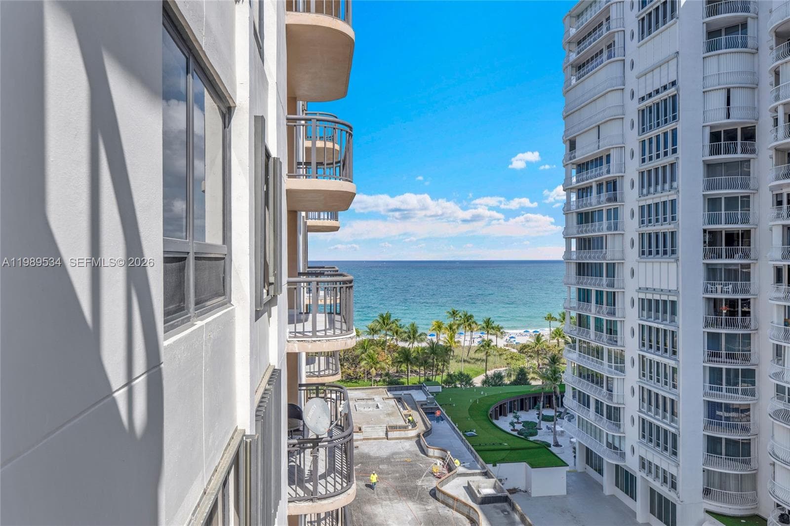 10175 Collins Ave 806 photo 23