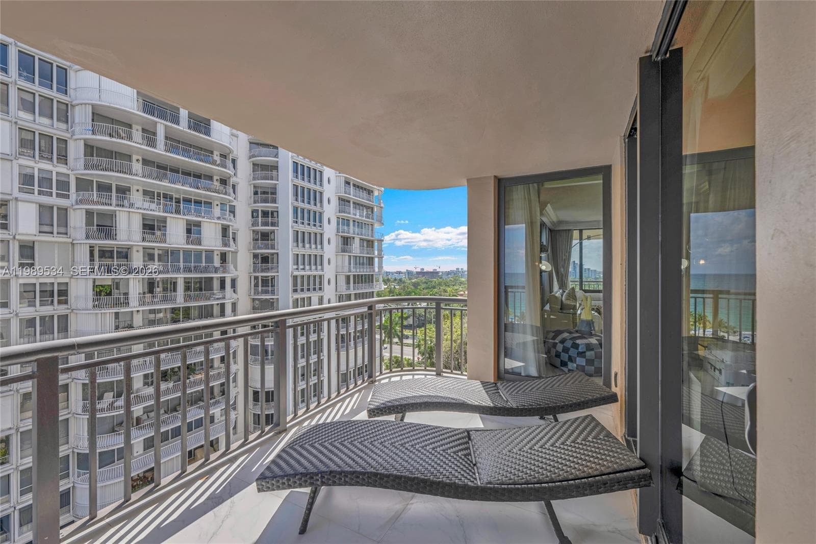 10175 Collins Ave 806 photo 22