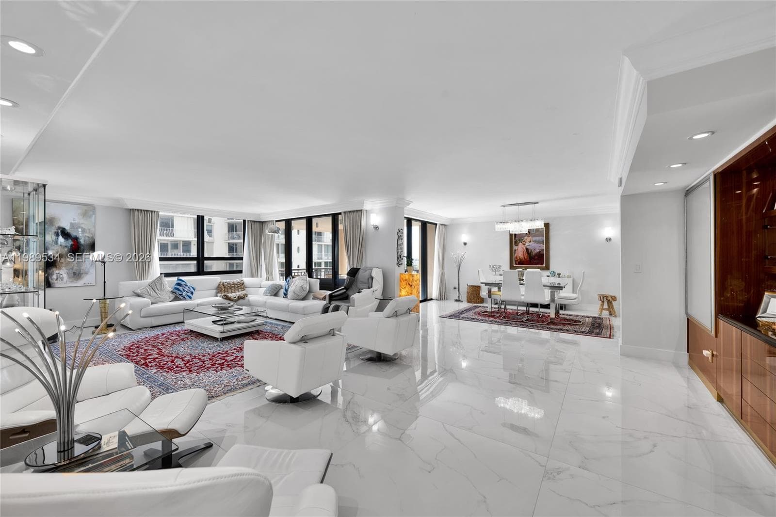 10175 Collins Ave 806 photo 7